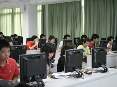 校企合作新篇章 福大至诚学院与惠普共建信息技术实验实训中心揭牌